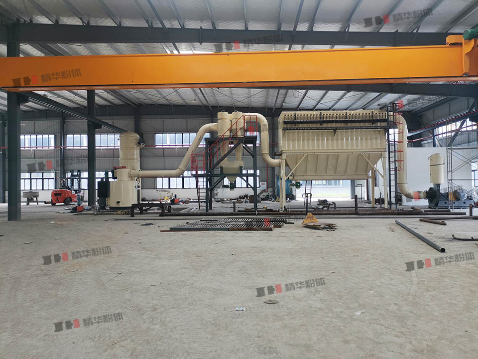 輥壓磨-煅后焦-內蒙古某生產現(xiàn)場